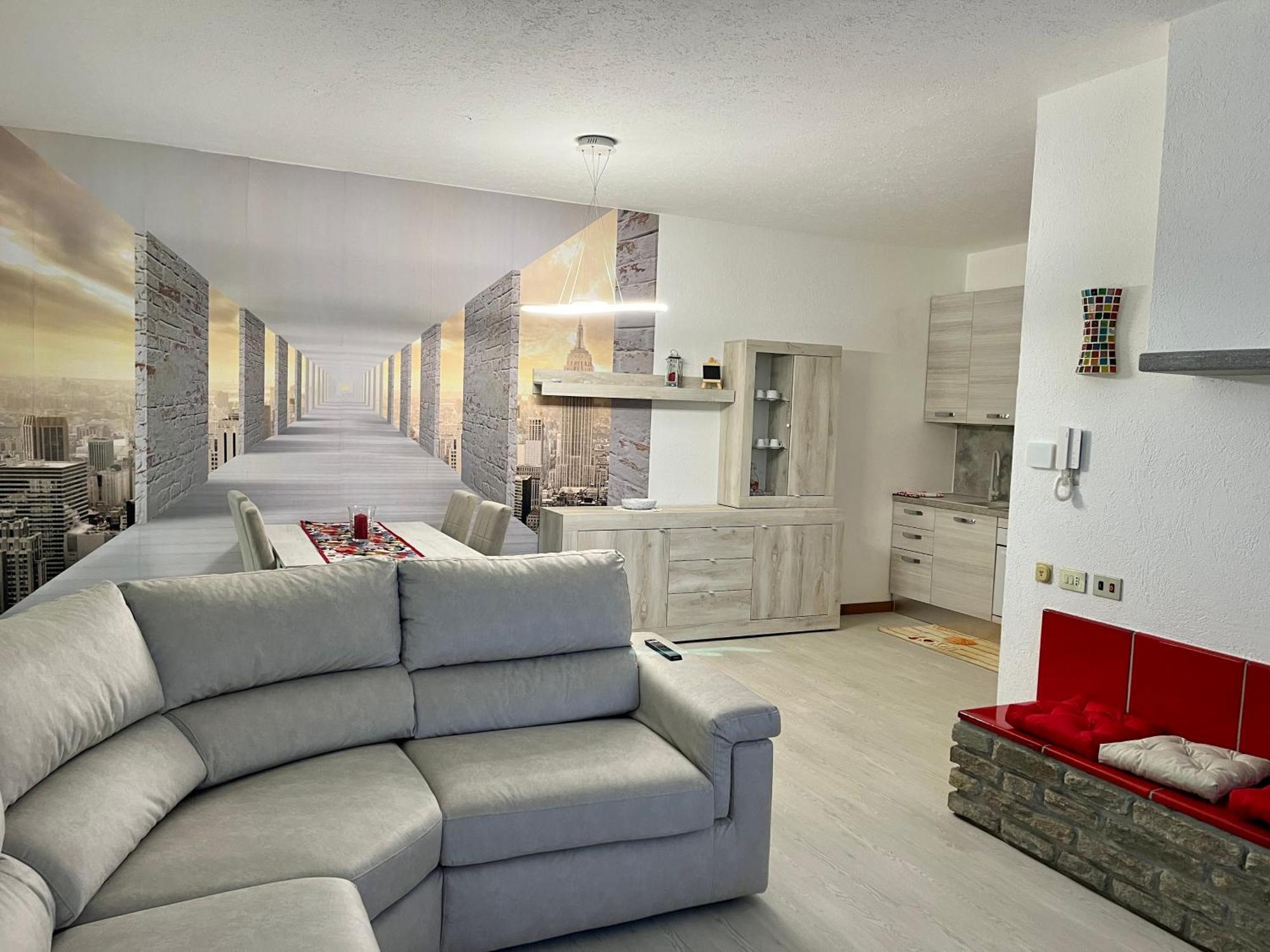 Lukas Home Con Il Cuore Appartamento 3 Camere Al Piano Terra E Appartamento 1 Camera In Taverna Merone Ngoại thất bức ảnh