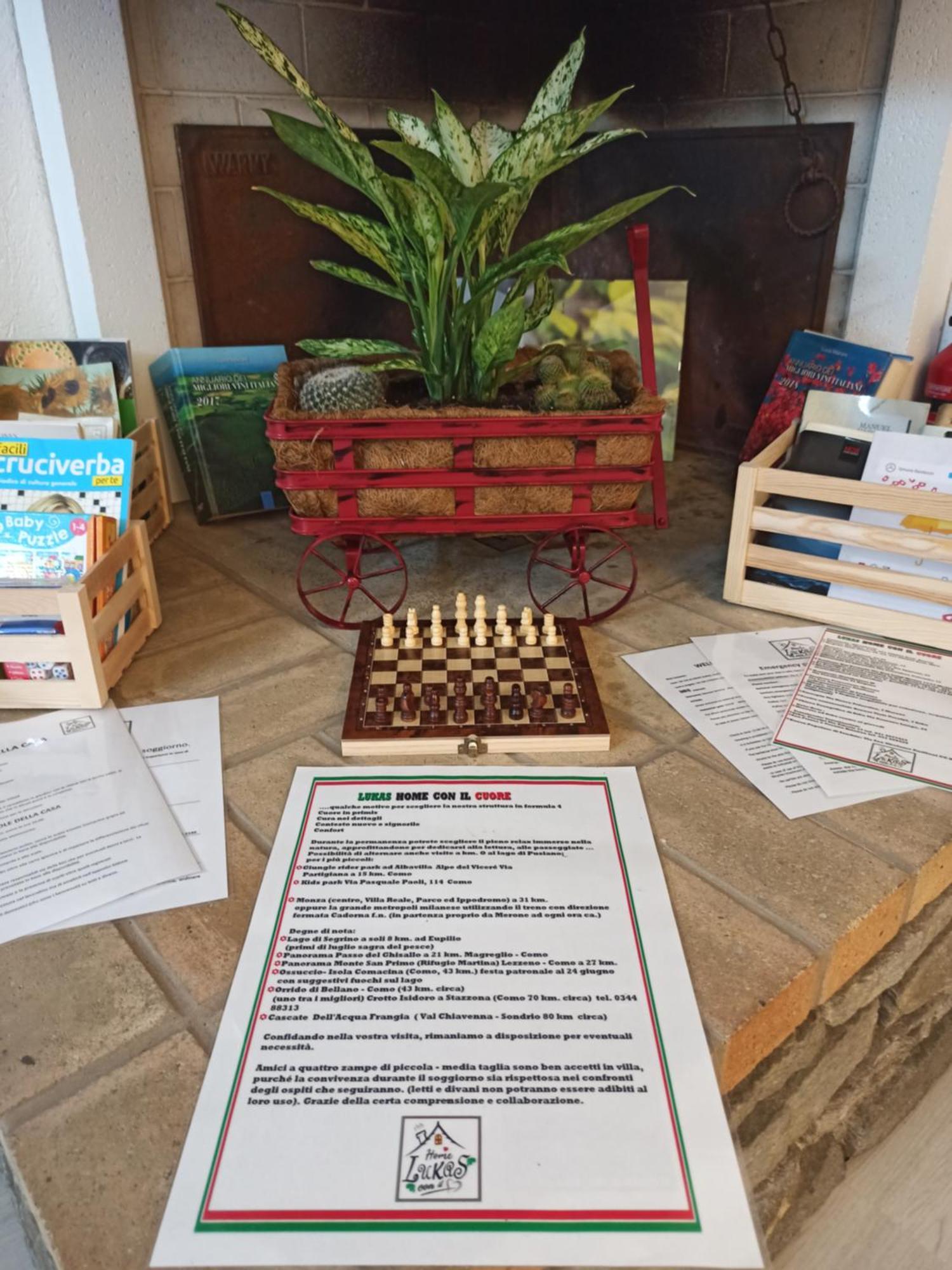 Lukas Home Con Il Cuore Appartamento 3 Camere Al Piano Terra E Appartamento 1 Camera In Taverna Merone Ngoại thất bức ảnh